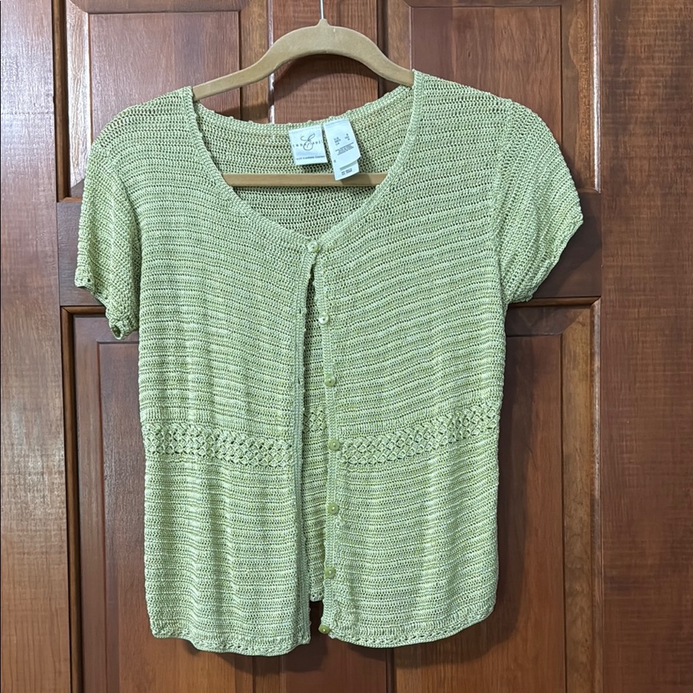 Liz Claiborne Green Ribbed Buttoned Blouse